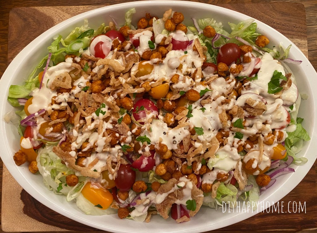 Delicious crunchy, flavorful salad 🥗